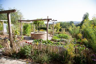 Blick auf den Bauerngarten