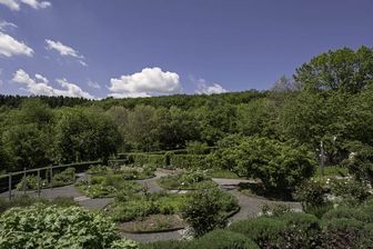 Blick auf den Kräutergarten