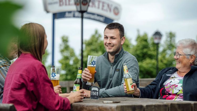 Biergarten__c_Manuela_Meyer