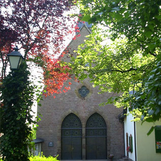 Blick auf die Bergkapelle